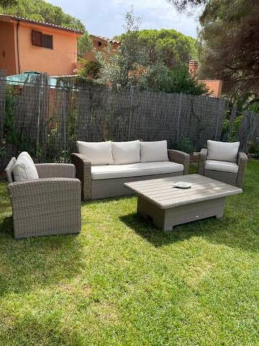 Zaffiro Casa Vacanze Al Mare Валедория Екстериор снимка