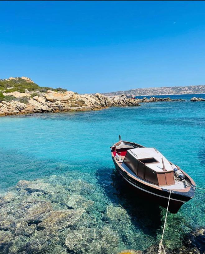 Zaffiro Casa Vacanze Al Mare Валедория Екстериор снимка